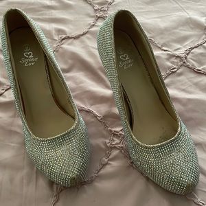 champagne glitter heels